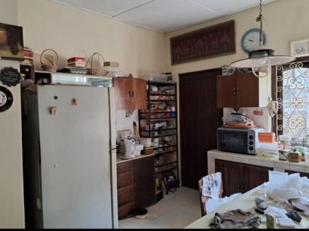 Kitchen - House  For Sale  In Wattala  - Code Add  958