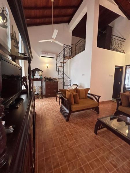 Living Room - Fully Furnished Luxury 4 Bedroom House for Rent – Pitakotte | LKR 420,000 / Month (EM036SR)