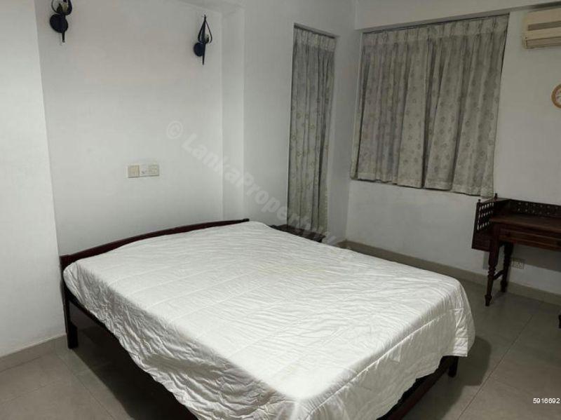 Bedroom - Apartment for rent in Colombo 8