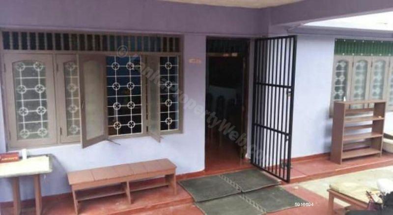 Commercial for rent in Colombo 8