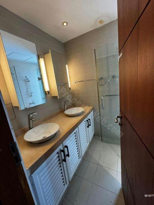 Apartment for rent in Colombo 5