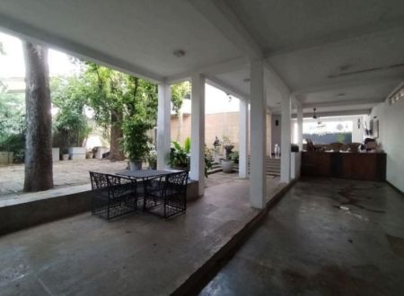 Living Room - Luxury 4BR Residence for Sale in Kalapaluwawa, Rajagiriya | Price LKR 100 Million (HS4677)