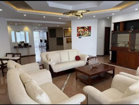 Living Room - 2000 Plaza Residencies - 06 Bedrooms Luxury Apartment for Sale in Kotte