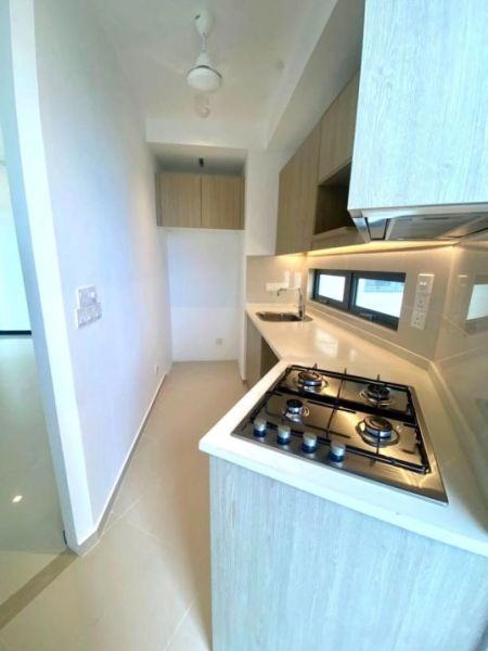 Kitchen - Luxury High-Floor Apartment for Rent at TRI-ZEN Residencies, Colombo 02
