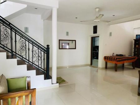 Living Room - 5 Bedroom House for Sale - Piliyandala, Near Bokundara Junction | LKR 38.5 Million (EM793)