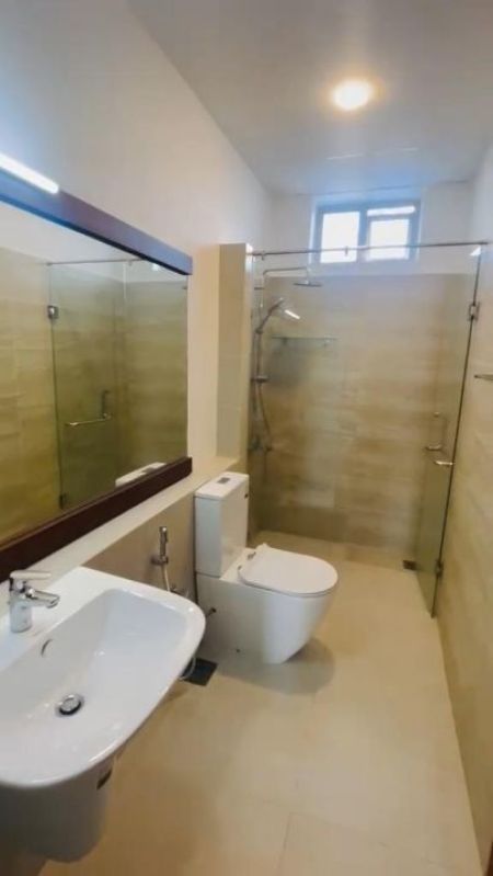 Bathroom - Luxury 3 Bedroom Penthouse for Sale – Skyline Residencies, Ethul Kotte | LKR 65 Million (Negotiable) (EM157RK)