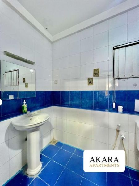 Bathroom - 10 Perches Unfurnished House for Sale - HL51395