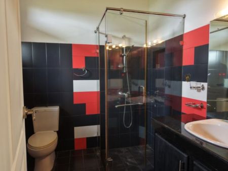 Bathroom - (KH892) Luxury Two Storey House for Sale in Katunayake