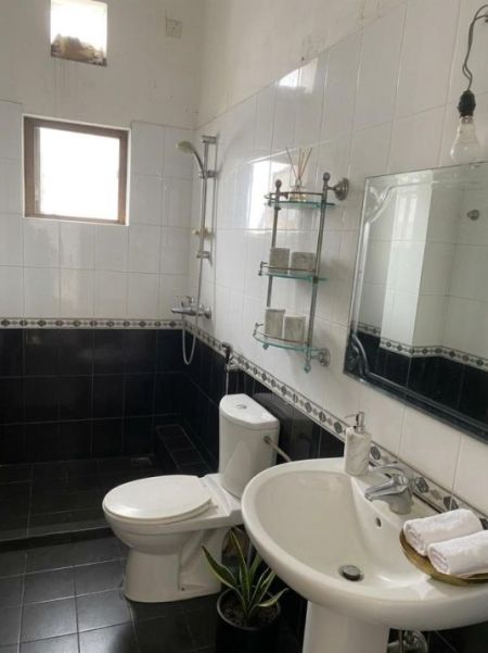 Bathroom - (PR957) Two Storey House for Rent in Nugegoda