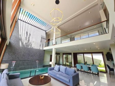 Living Room - Modern House For Sale in Boralesgamuwa.