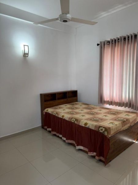 Bedroom - Ariyana/furnished/02beds/for rent in Athurugiriya. 