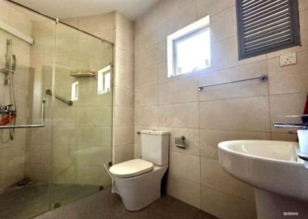 Bathroom - Blue Mountain Furnished Apartment for Rent - A53343