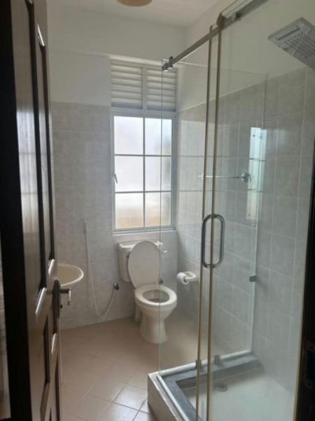 Bathroom - St. James - 03 Bedroom Furnished Apartment for Rent in Colombo 03 (A6281)-RENTED