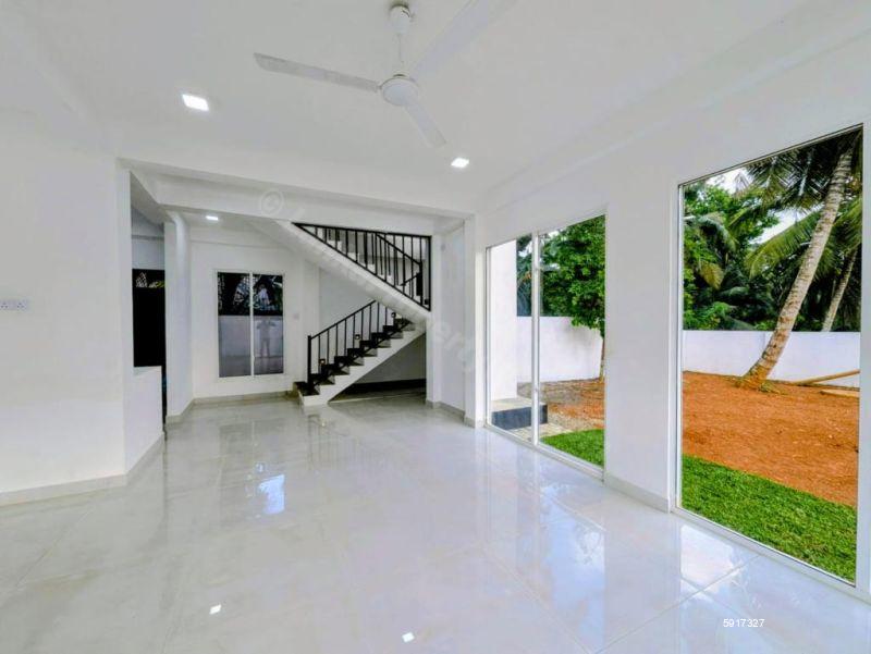House for sale in Galle