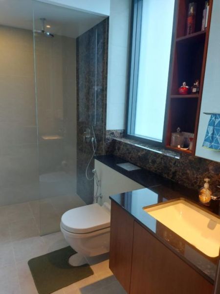 Bathroom - Capitol Twin Peaks Fully Furnished Apartment for Sale in Colombo 2 - EA414
