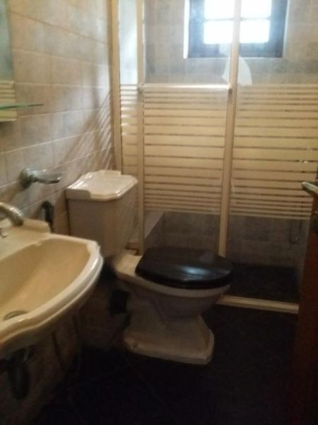 Bathroom - House For Rent In Colombo 7 ( File No 810b )