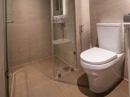 Bathroom - Apartment for Rent - TRI-ZEN - Colombo 02 | LKR 450,000