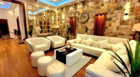 Living Room - Fully Furnished Luxury Palace For Sale In Battaramulla 