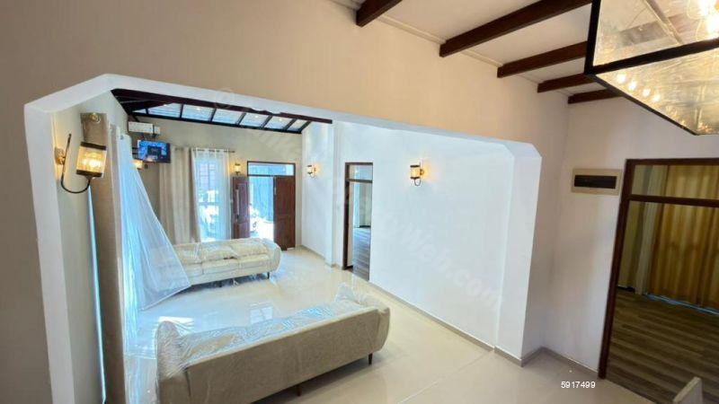 House for sale in Ja Ela