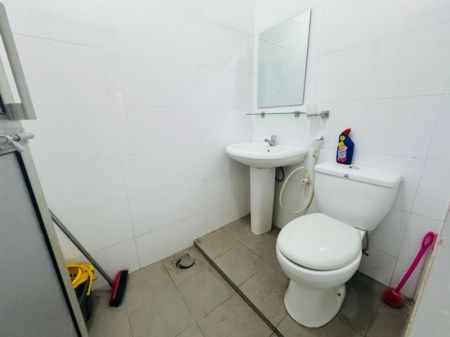 Bathroom - (RH608) Two Storey House for Sale in Rathmalana