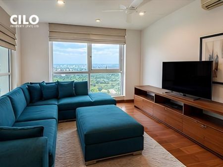 Living Room - FOR RENT | Luxury 4-Bedroom Apartment at Elements by Fairway