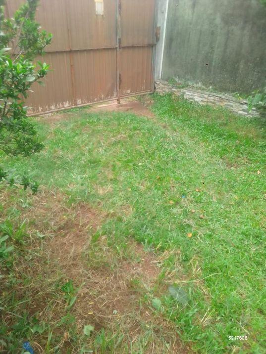 Land with house for sale in Pita Kotte