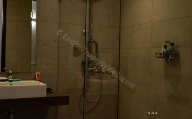 Bathroom - Apartment for sale in Colombo 2