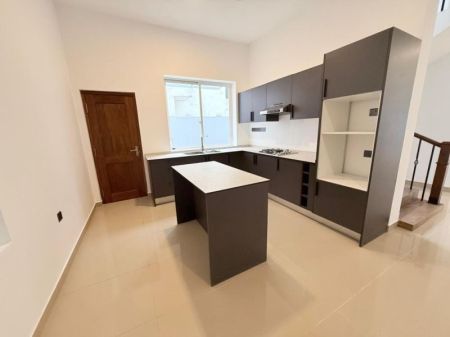 Kitchen - Mount Lavinia Brand New Luxury House For Sale In Ratmalana 