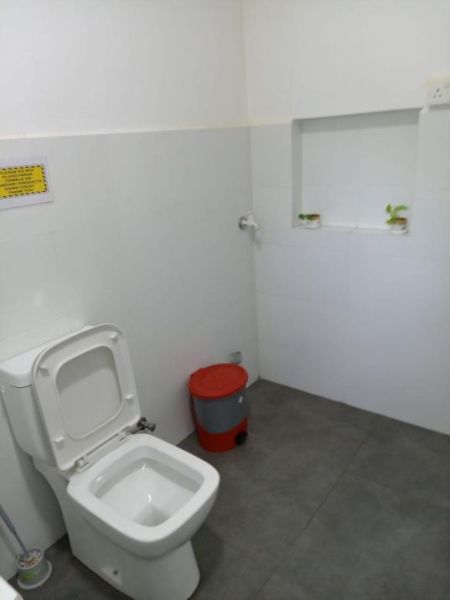 Bathroom - 5 room large house for rent in Nawala at LKR 350000 per month