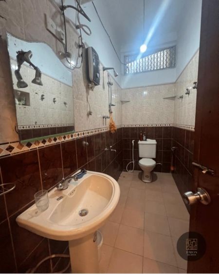 Bathroom - House for sale in Dehiwala 
