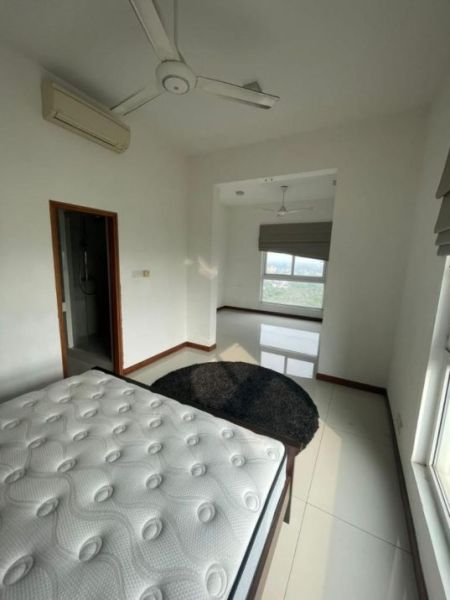 Bedroom - Fairway Sky gardens furnished 4 bedrooms rent at Rajajgiriya 