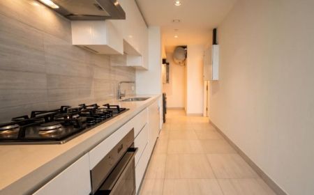 Kitchen - Luxury 3BR Apartment for Sale at Colombo City Centre Residences