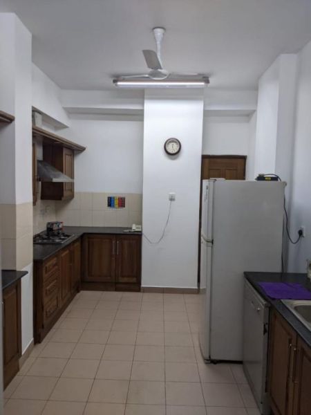 Kitchen - 3BR Apartment for Sale at St. James Court, Colombo 03 | Investment LKR 68 Million (AP4694)