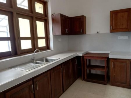 Kitchen - Negombo Thaladuwa Road Villa For Rent