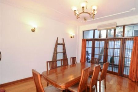 Dining room - 4 Bedroom House for Rent - Colombo 7, Horton Place | LKR 850,000 Per Month (EM808)