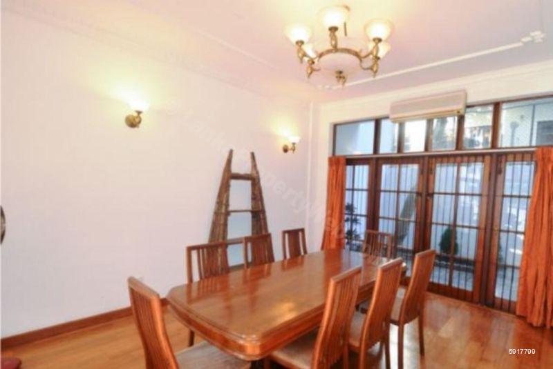 Dining room - House for rent in Colombo 7