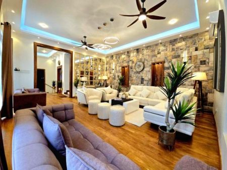 Living Room - Architecture Designed Luxury 3 Story House For Sale In Battaramulla 