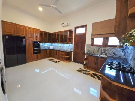 Kitchen - Architecture Designed Luxury 3 Story House For Sale In Battaramulla 