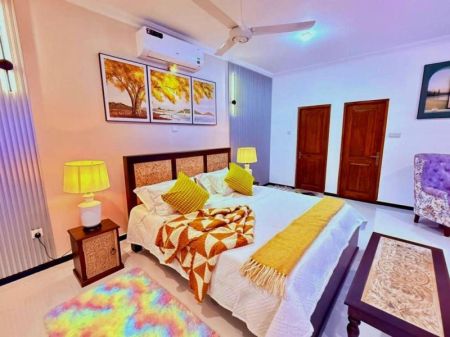 Bedroom - Luxury House for Sale – Palawaththa, Battaramulla | LKR 255,000,000 (EM140JS)