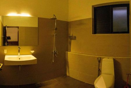 Bathroom - 3BR Architect-Designed House for Sale in Malabe | LKR 39.9 Mn (HS4697)