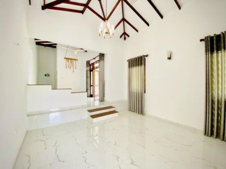 Dining room - House for sale in Athurugiriya 