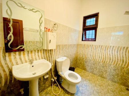Bathroom - House for sale in Athurugiriya 