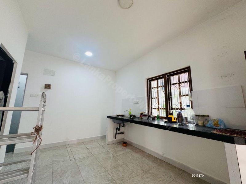 House for rent in Rathmalana