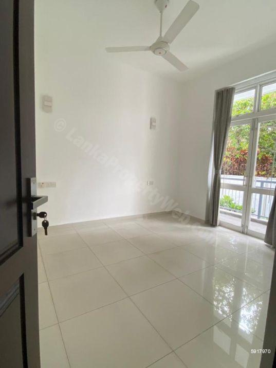 Apartment for sale in Colombo 5