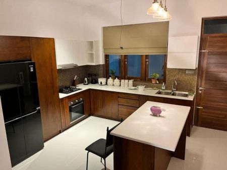Kitchen - Architect Design Luxury 3 Story House For Sale in Thalawathugoda