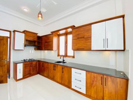 Kitchen - Modern Luxury House For Sale – Hokandara / Thalawathugoda