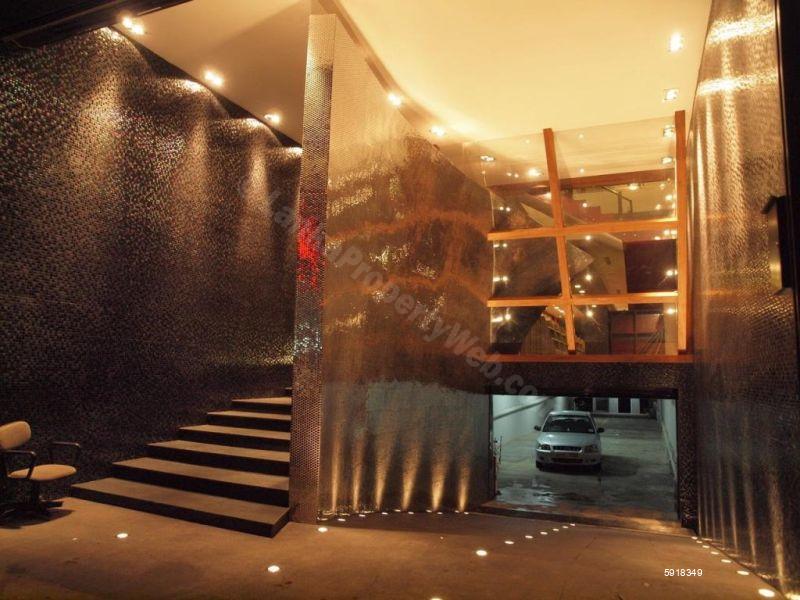 Commercial for sale in Colombo 4