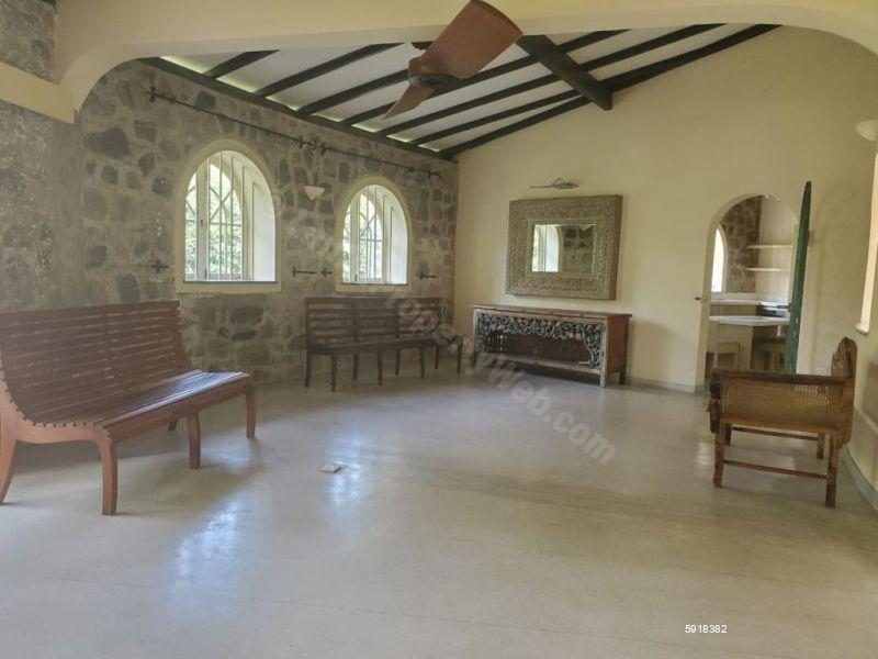 Living Room - House for rent in Pelawatte