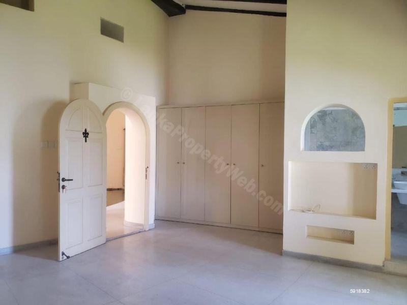 House for rent in Pelawatte