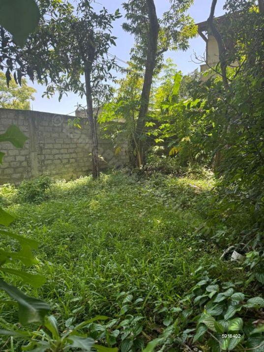 Land with house for sale in Moratuwa